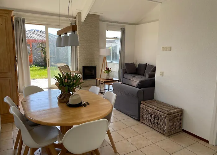 Semesterbostad Albatros 51